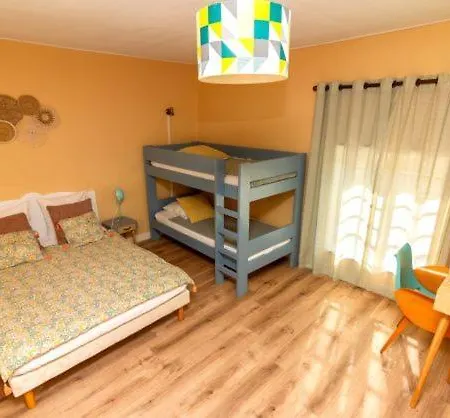 Maui Hotel *