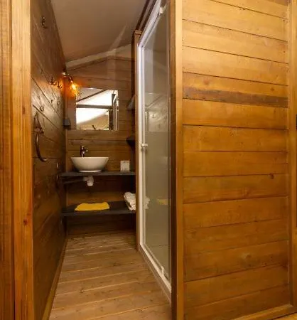 Maui Hotel Tournon-sur-Rhone